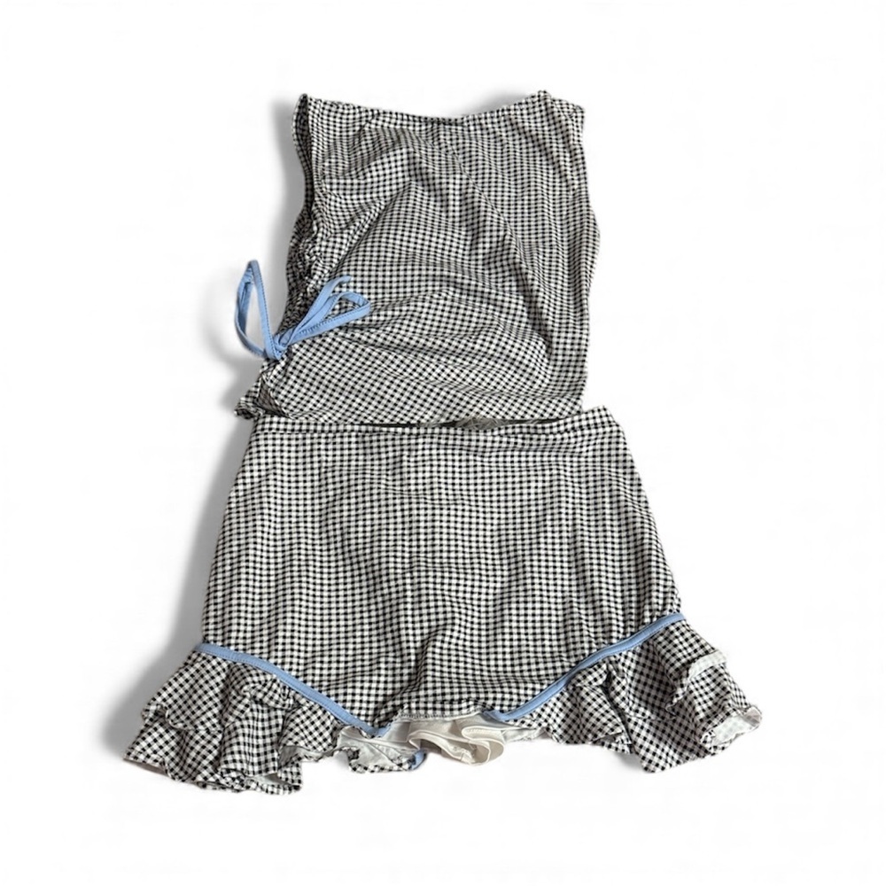 Stylish Black and White Gingham Skirt Set